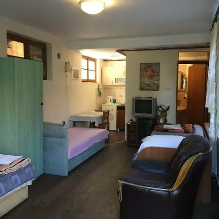 Mini Apartman Apartment *